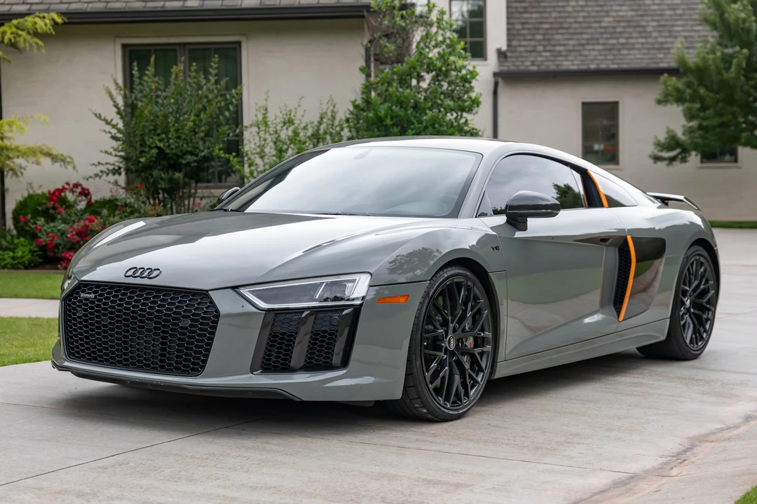 2017 Audi 4S R8 - Image 2 of 31