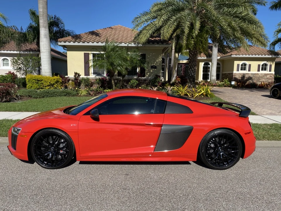 2017 Audi 4S R8 - Image 2 of 31