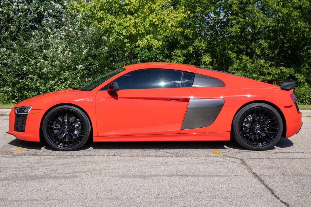 2017 Audi 4S R8 - Image 3 of 31