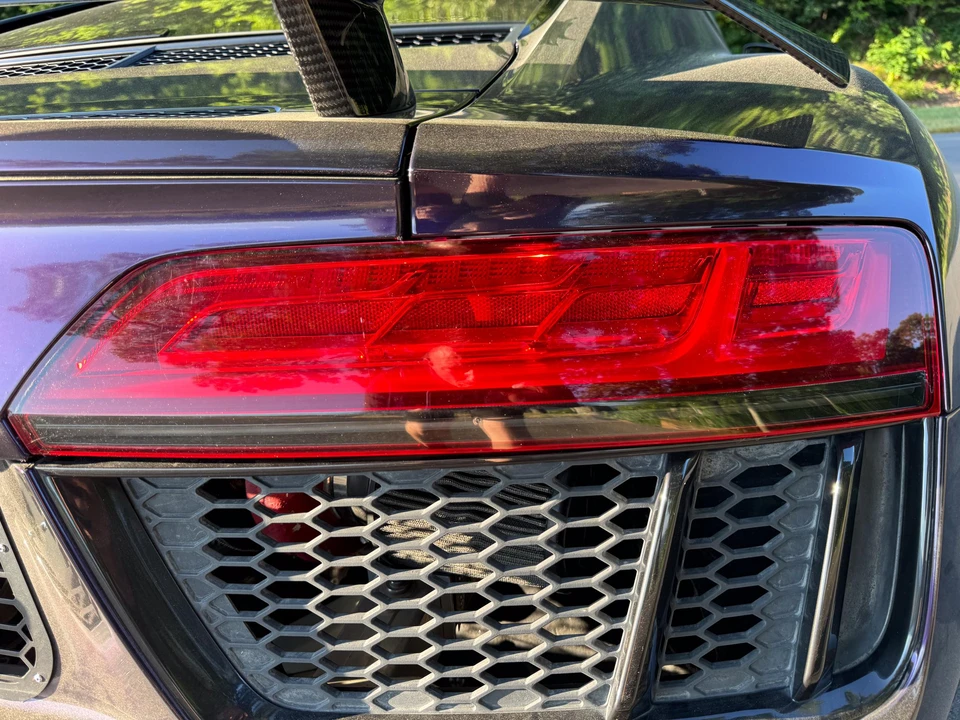 2017 Audi 4S R8 - Image 22 of 31