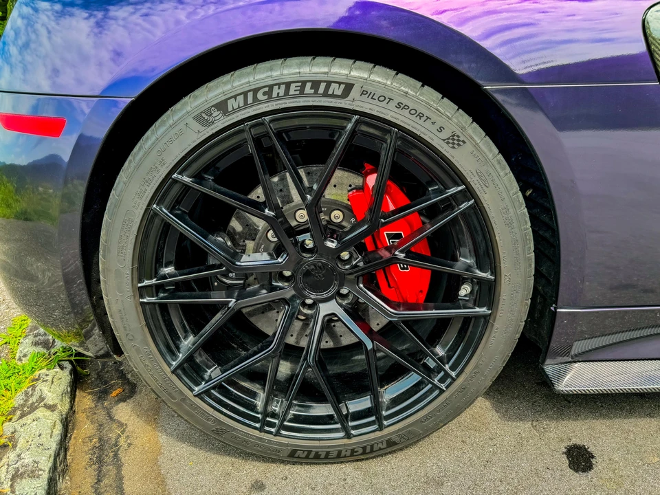 2017 Audi 4S R8 - Image 31 of 31