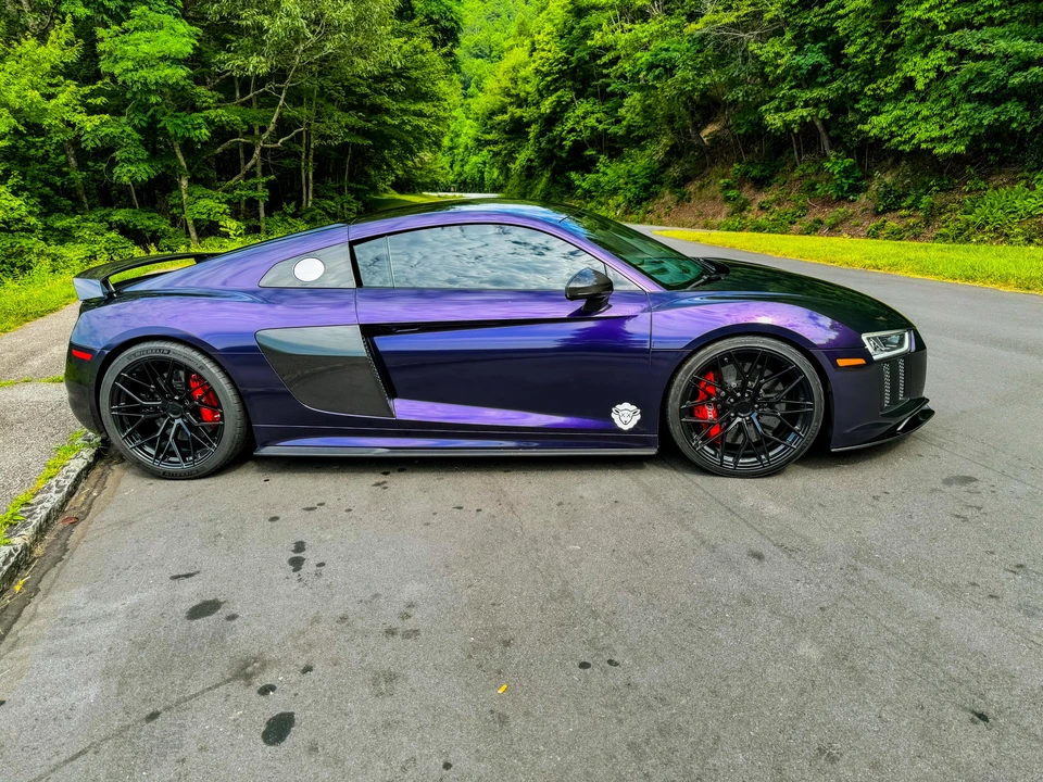 2017 Audi 4S R8 - Image 8 of 31