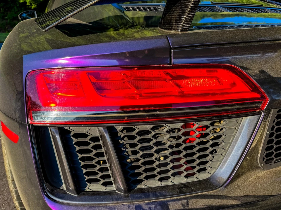 2017 Audi 4S R8 - Image 20 of 31