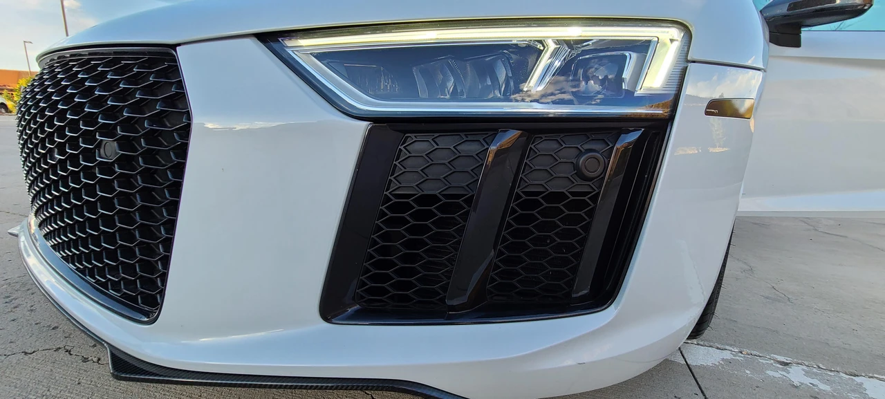 2017 Audi 4S R8 - Image 27 of 31