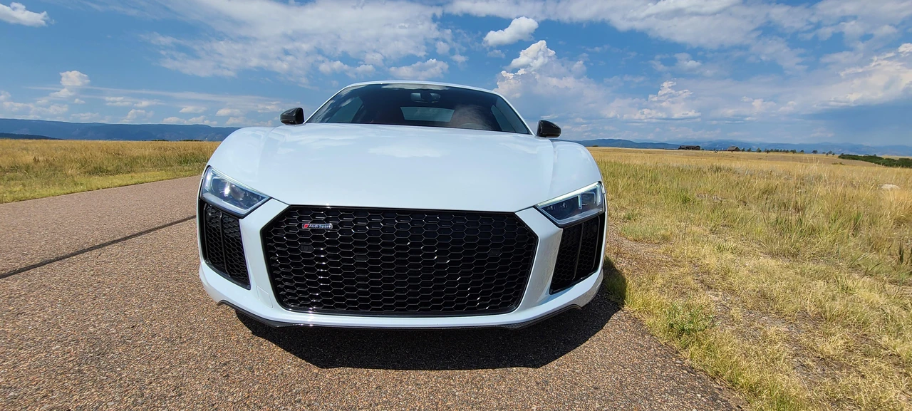 2017 Audi 4S R8 - Image 5 of 31
