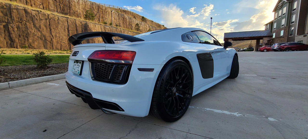 2017 Audi 4S R8 - Image 4 of 31