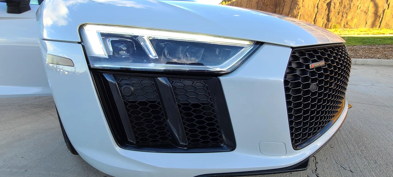 2017 Audi 4S R8 - Image 26 of 31