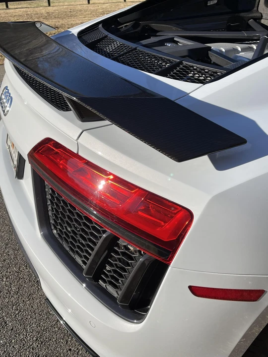 2017 Audi 4S R8 - Image 27 of 31