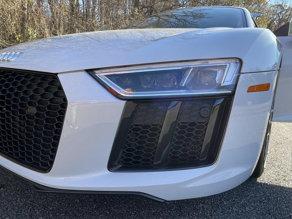 2017 Audi 4S R8 - Image 20 of 31