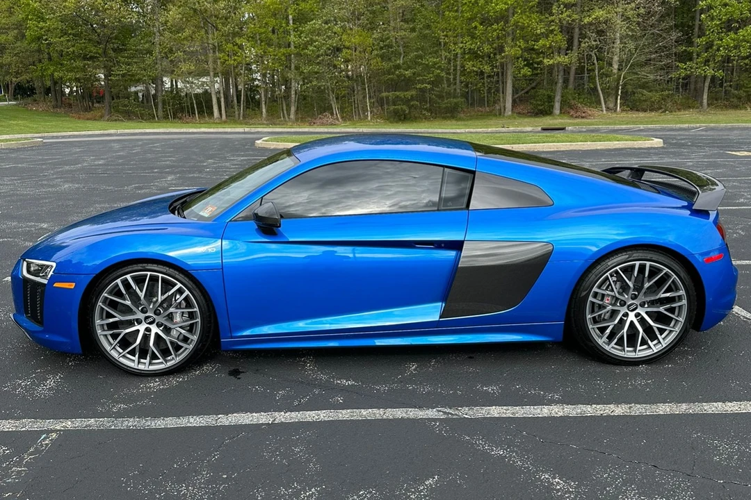 2017 Audi 4S R8 - Image 14 of 31