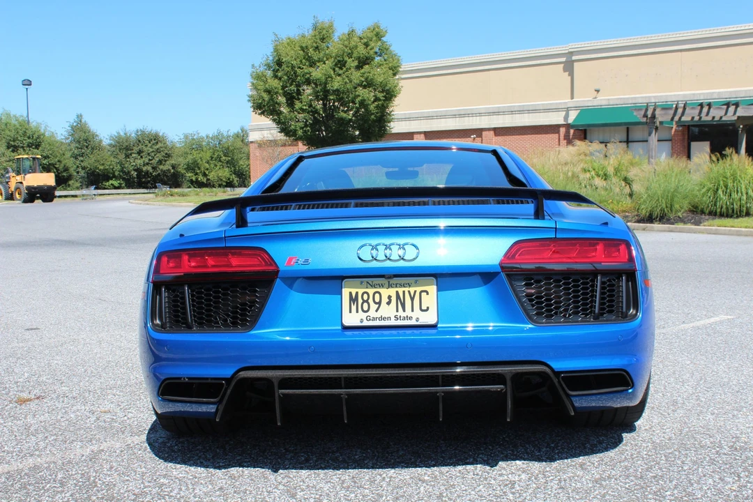 2017 Audi 4S R8 - Image 12 of 31