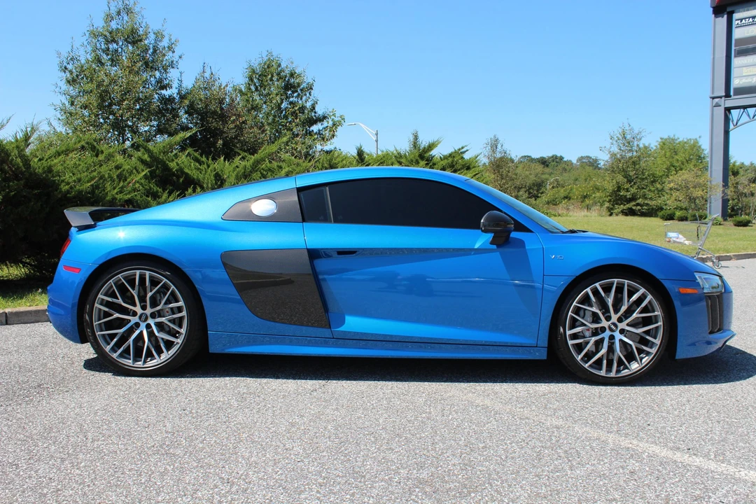 2017 Audi 4S R8 - Image 8 of 31