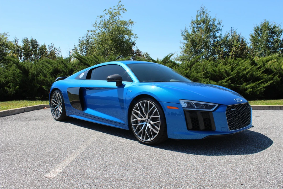 2017 Audi 4S R8 - Image 7 of 31