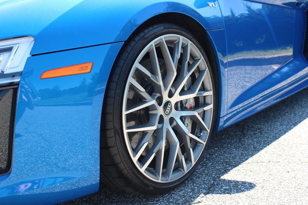 2017 Audi 4S R8 - Image 19 of 31