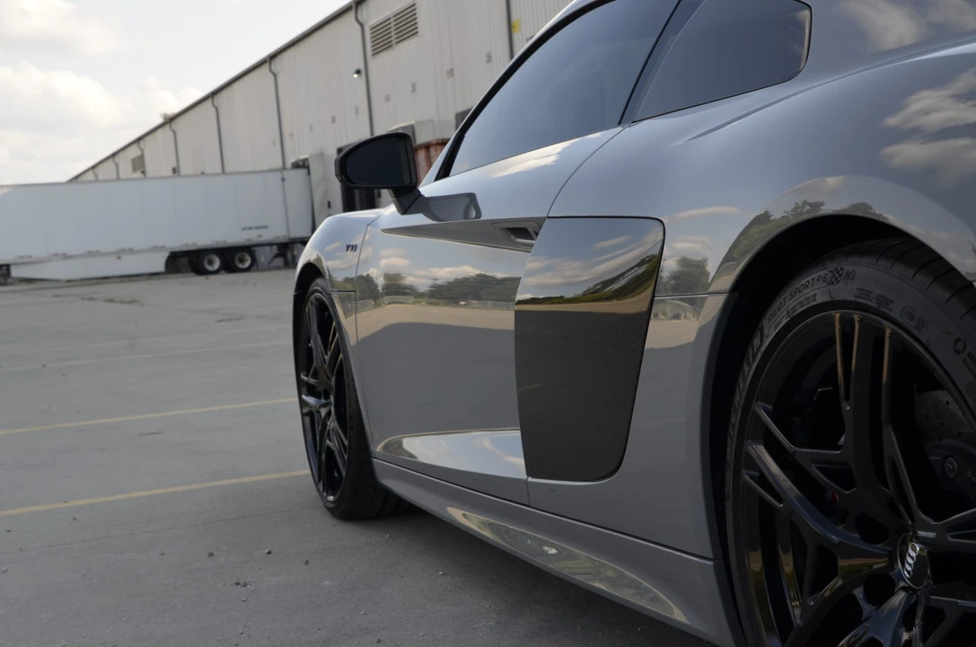 2017 Audi 4S R8 - Image 24 of 31
