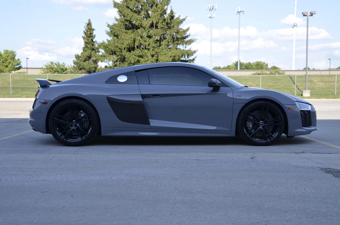 2017 Audi 4S R8 - Image 5 of 31