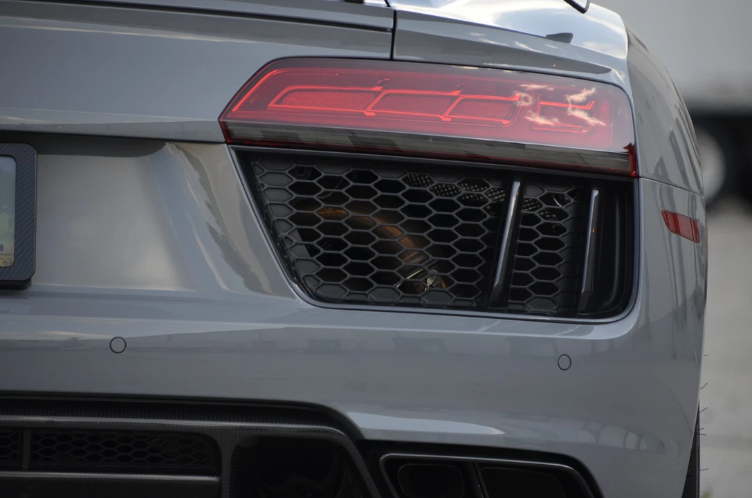 2017 Audi 4S R8 - Image 30 of 31