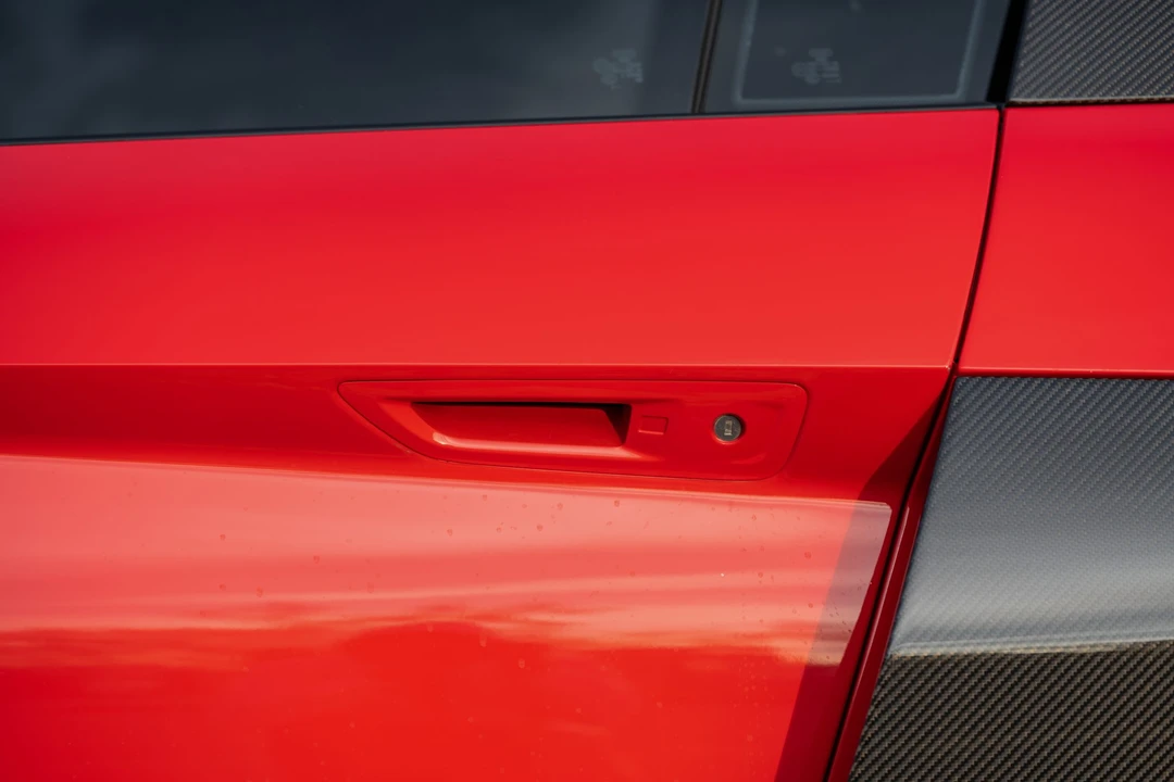 2017 Audi 4S R8 - Image 19 of 31