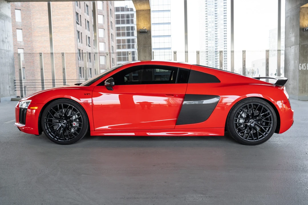 2017 Audi 4S R8 - Image 17 of 31