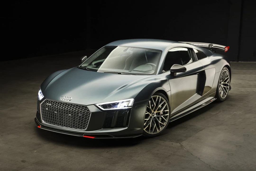2017 Audi 4S R8 - Image 5 of 31
