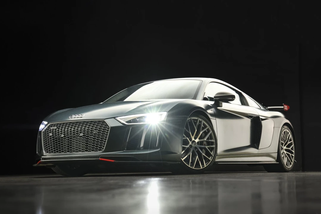 2017 Audi 4S R8 - Image 3 of 31
