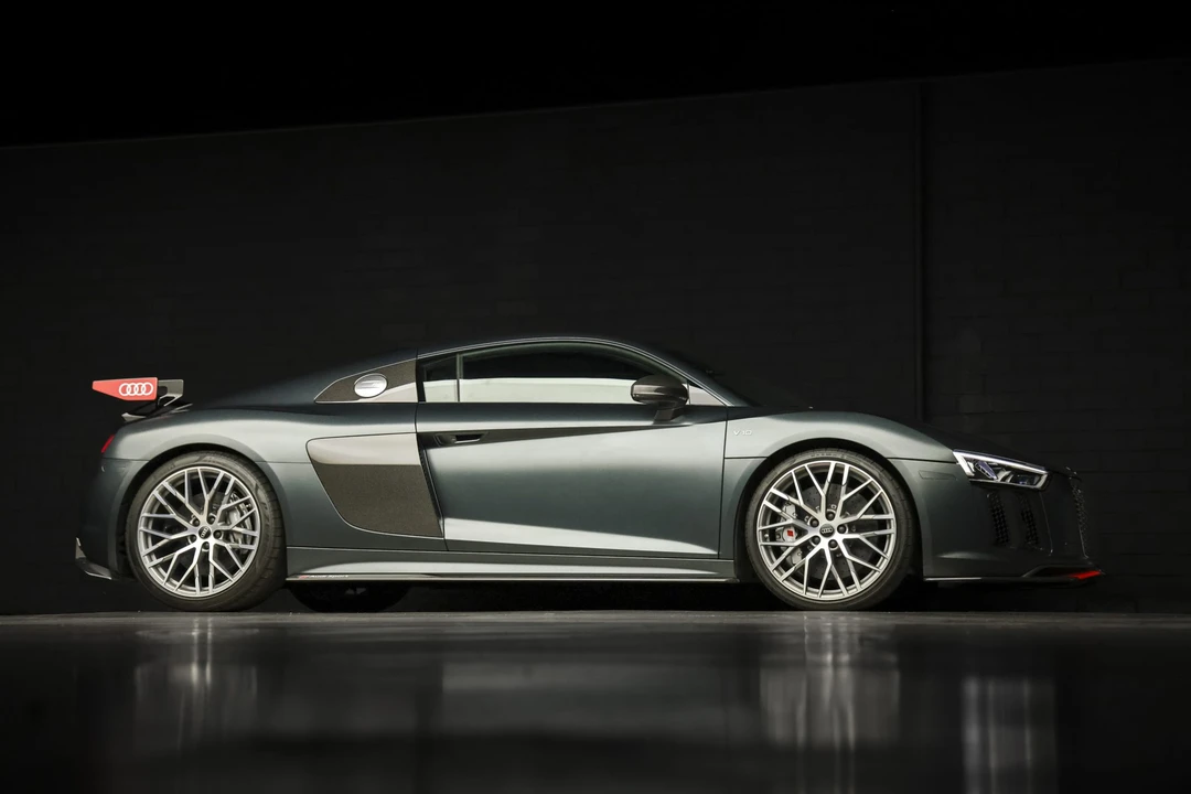2017 Audi 4S R8 - Image 16 of 31