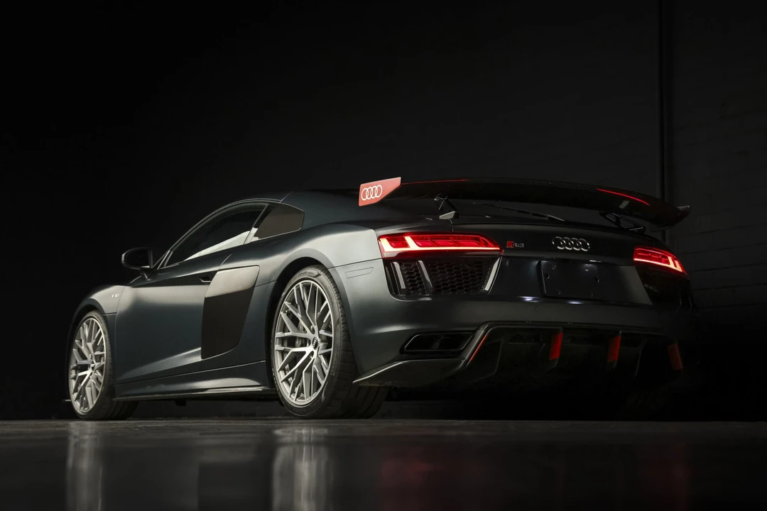 2017 Audi 4S R8 - Image 24 of 31