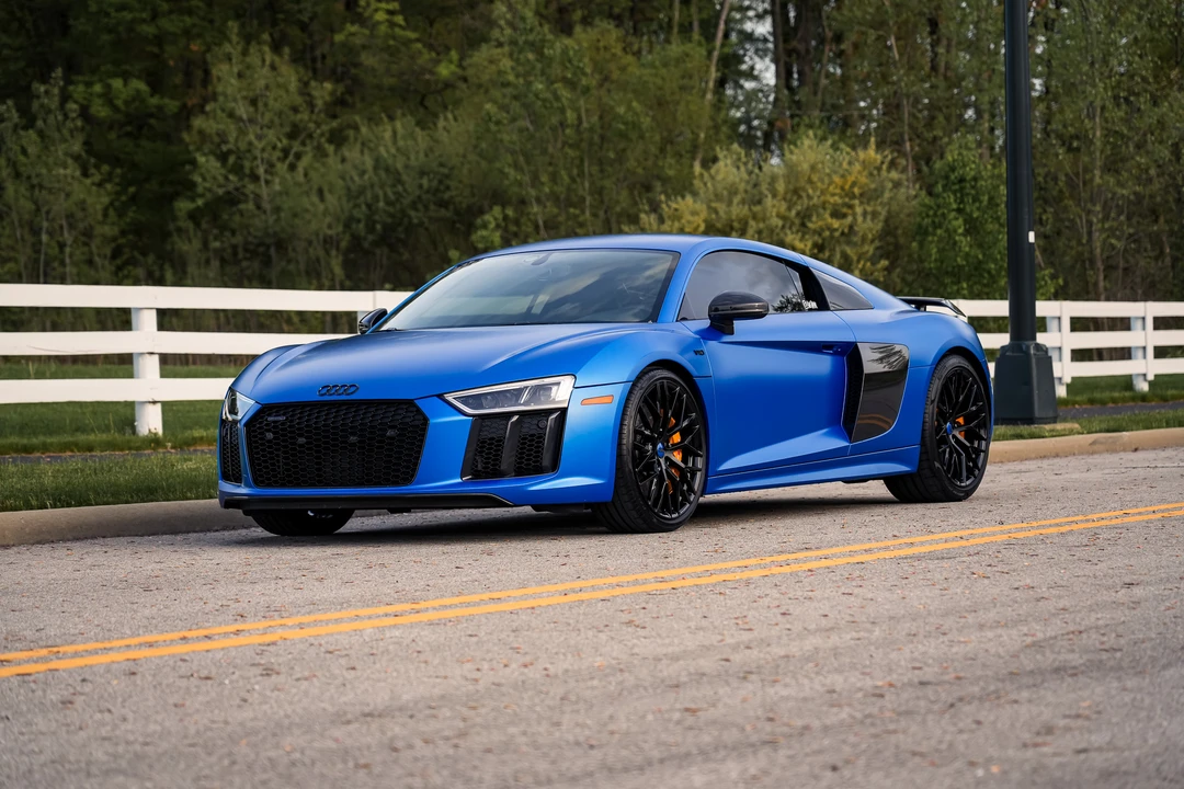 2017 Audi 4S R8 - Image 7 of 31