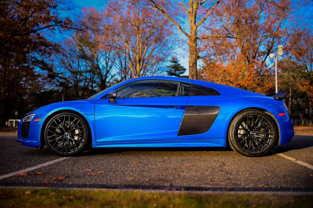 2017 Audi 4S R8 - Image 24 of 31