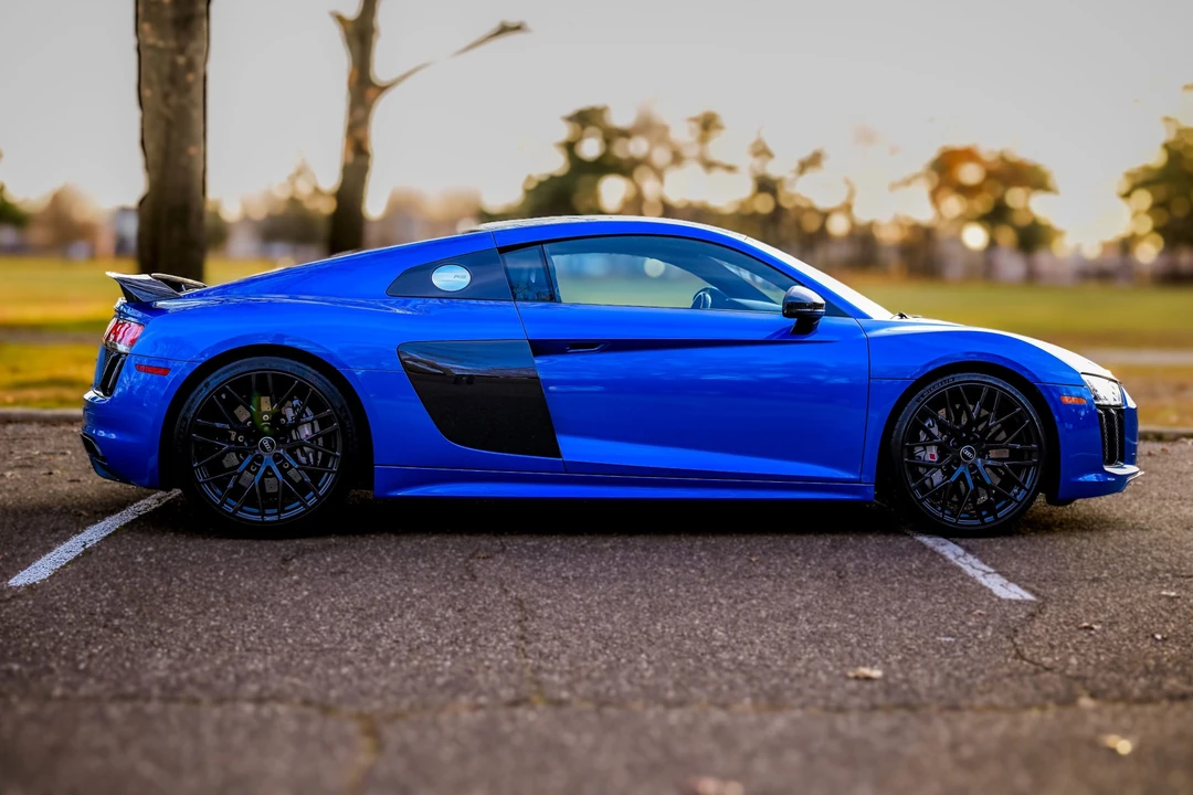 2017 Audi 4S R8 - Image 10 of 31