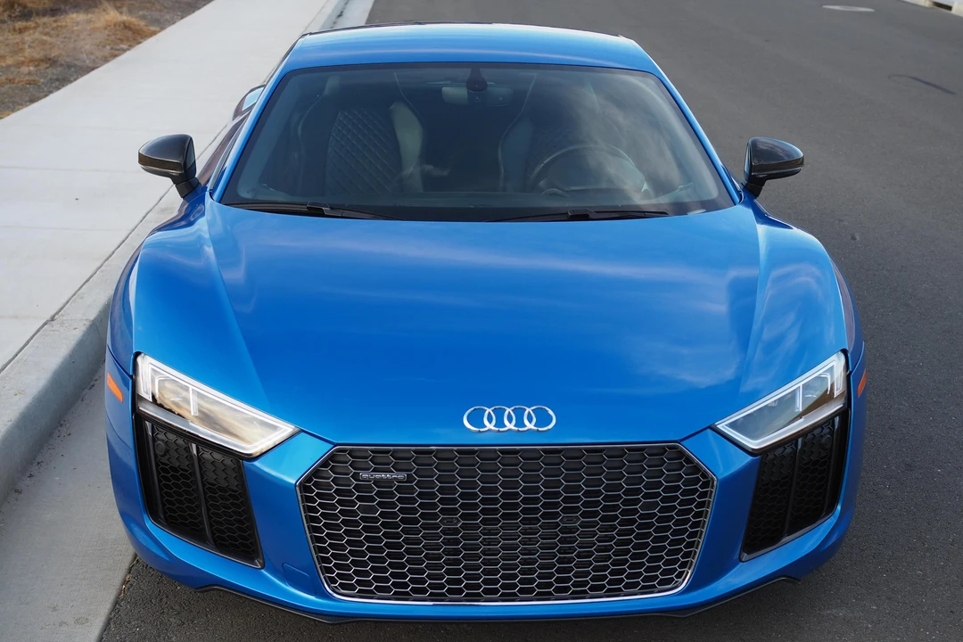 2017 Audi 4S R8 - Image 2 of 31
