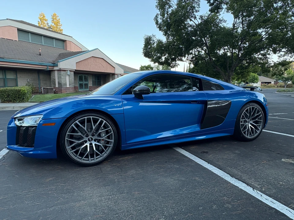 2017 Audi 4S R8 - Image 15 of 31