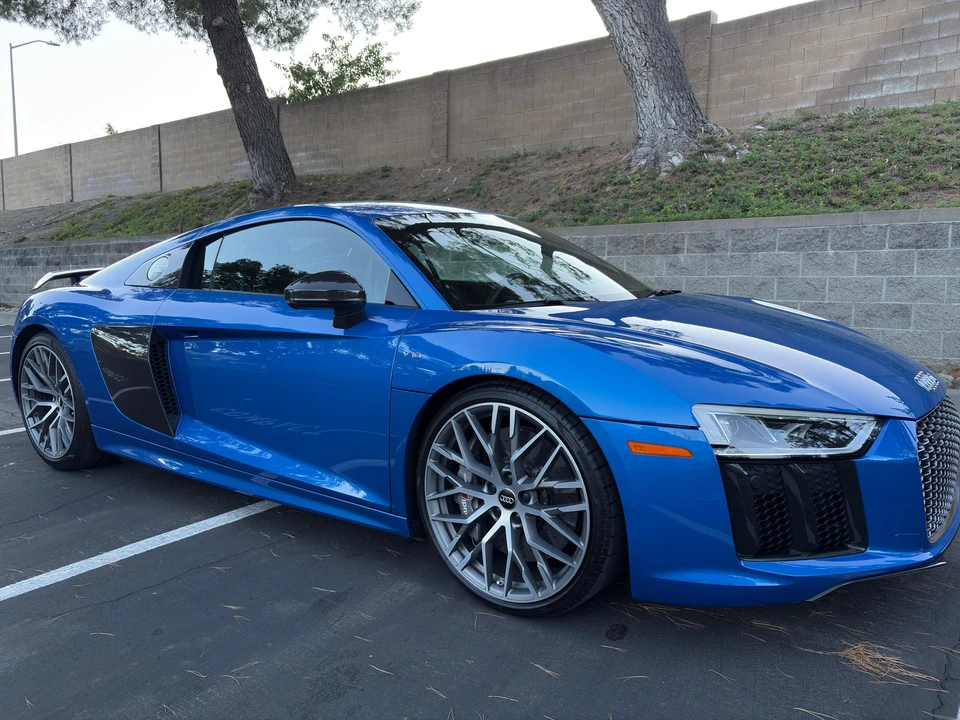 2017 Audi 4S R8 - Image 22 of 31