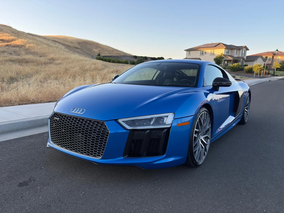 2017 Audi 4S R8 - Image 6 of 31