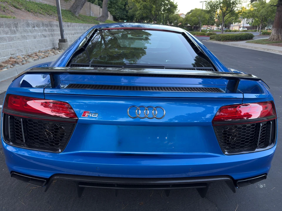2017 Audi 4S R8 - Image 19 of 31