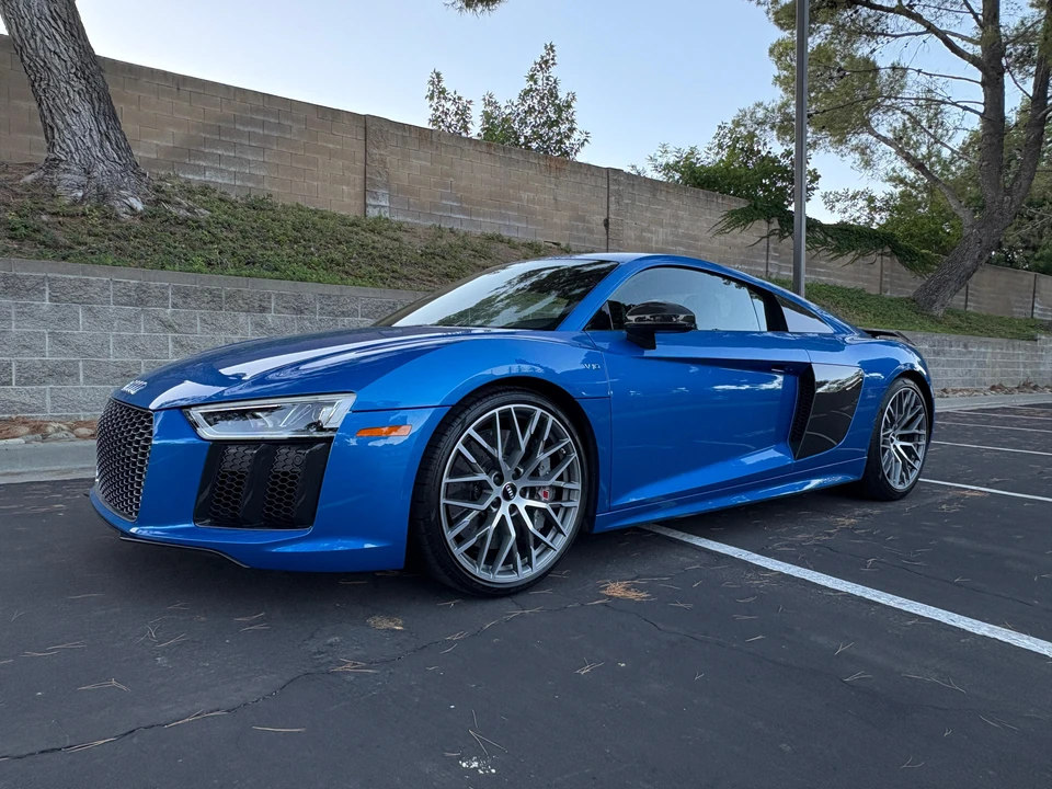 2017 Audi 4S R8 - Image 14 of 31