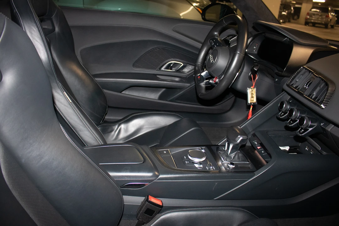 2017 Audi 4S R8 - Image 27 of 31