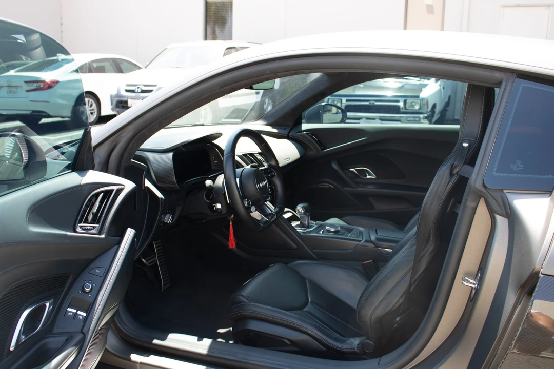 2017 Audi 4S R8 - Image 20 of 31