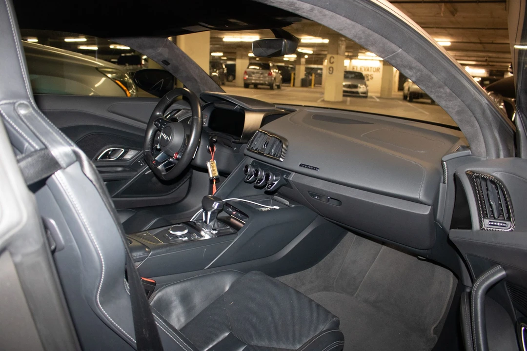 2017 Audi 4S R8 - Image 26 of 31