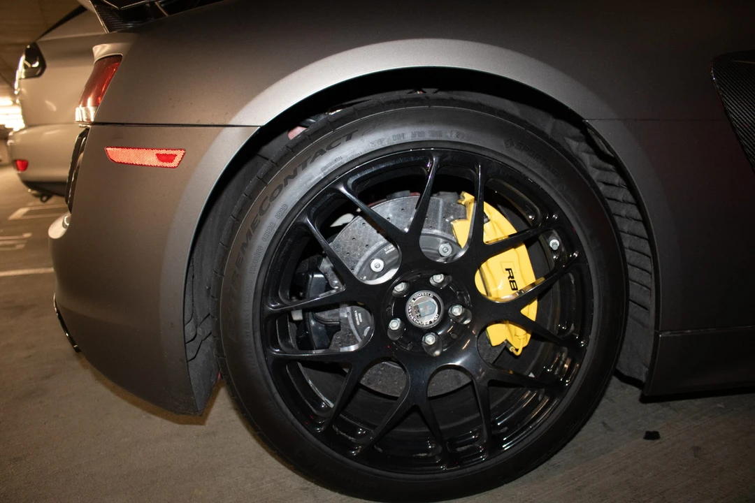 2017 Audi 4S R8 - Image 16 of 31
