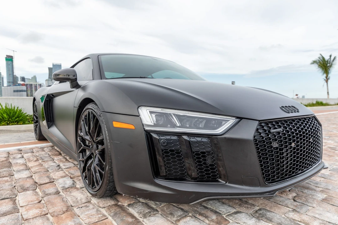 2017 Audi 4S R8 - Image 9 of 31