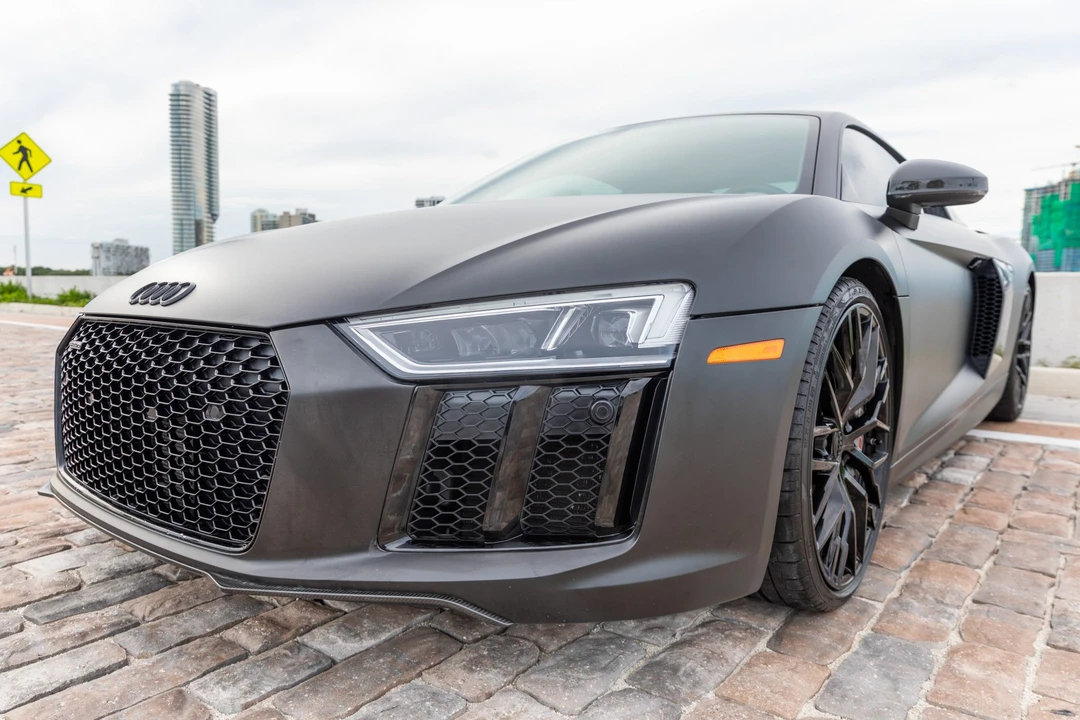 2017 Audi 4S R8 - Image 13 of 31