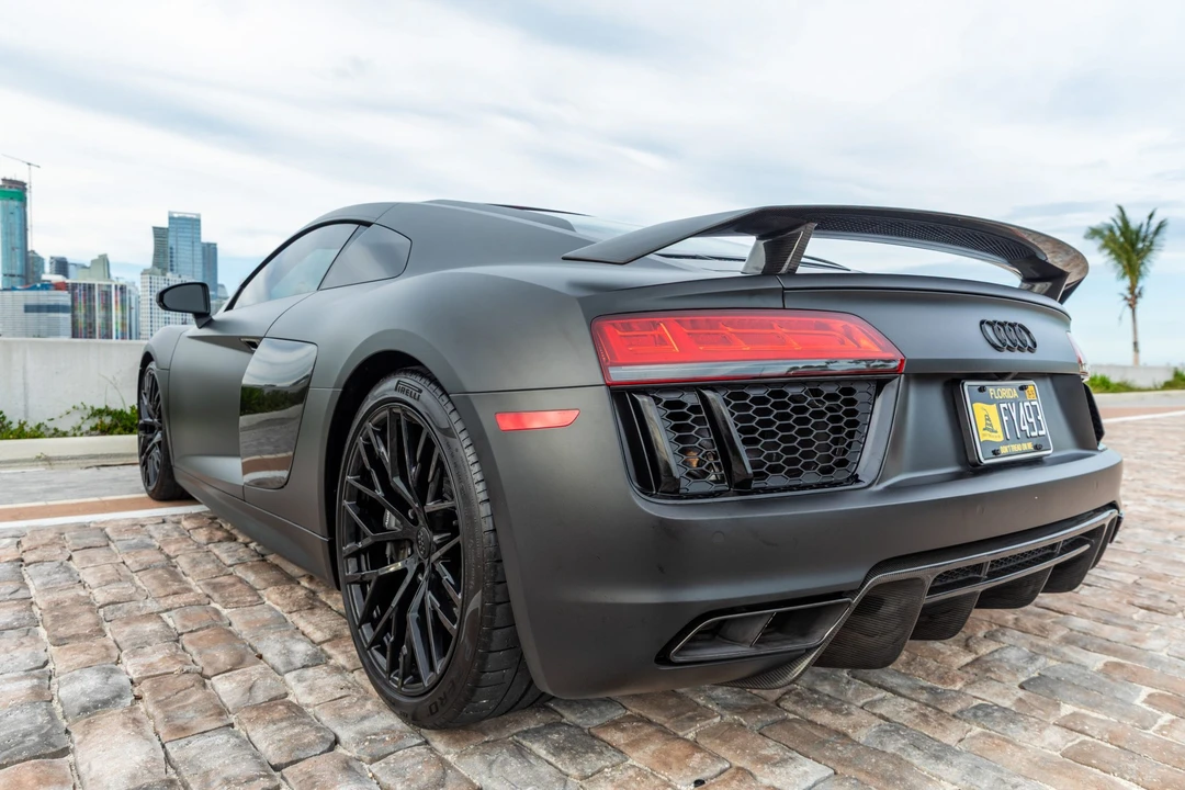 2017 Audi 4S R8 - Image 12 of 31