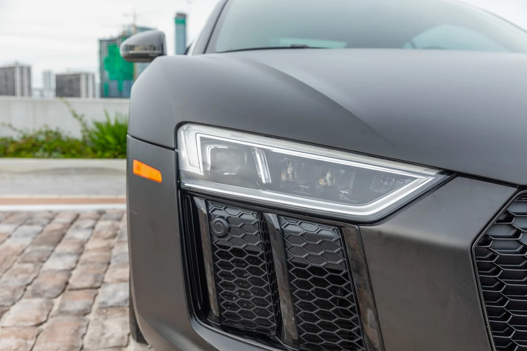 2017 Audi 4S R8 - Image 15 of 31