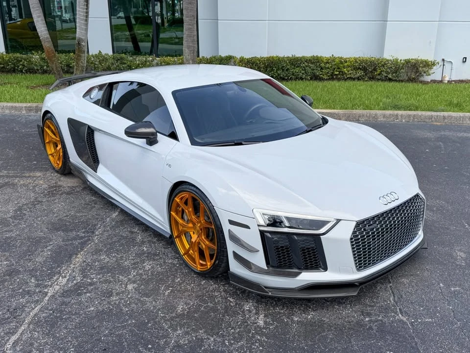 2017 Audi 4S R8 - Image 6 of 20