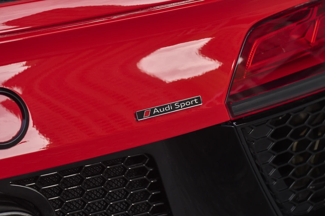 2017 Audi 4S R8 - Image 15 of 31