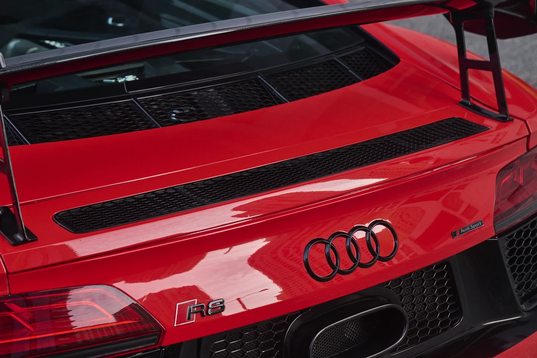 2017 Audi 4S R8 - Image 20 of 31