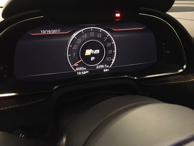 2017 Audi 4S R8 - Image 6 of 10