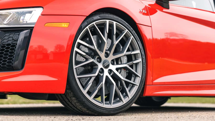 2017 Audi 4S R8 - Image 6 of 31