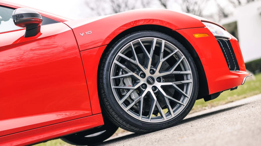 2017 Audi 4S R8 - Image 12 of 31